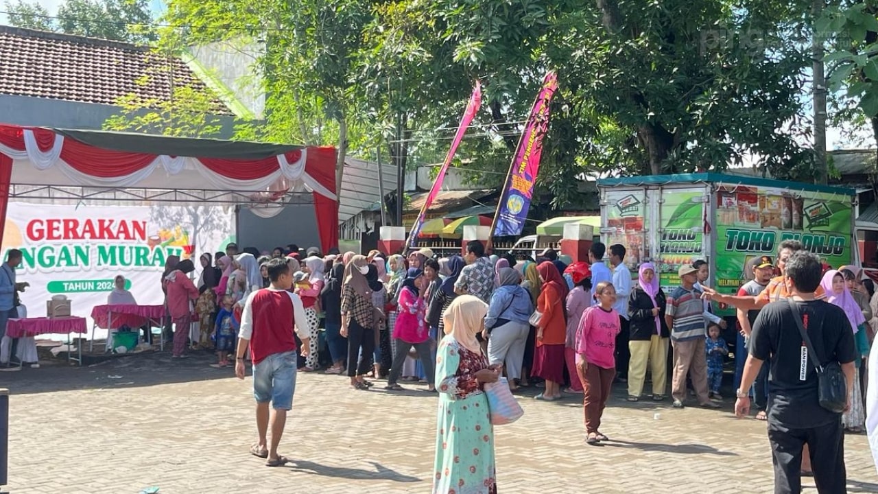 Foto masyarakat datangi kegiatan pemkab Nganjuk dan Dinas ketahanan pangan